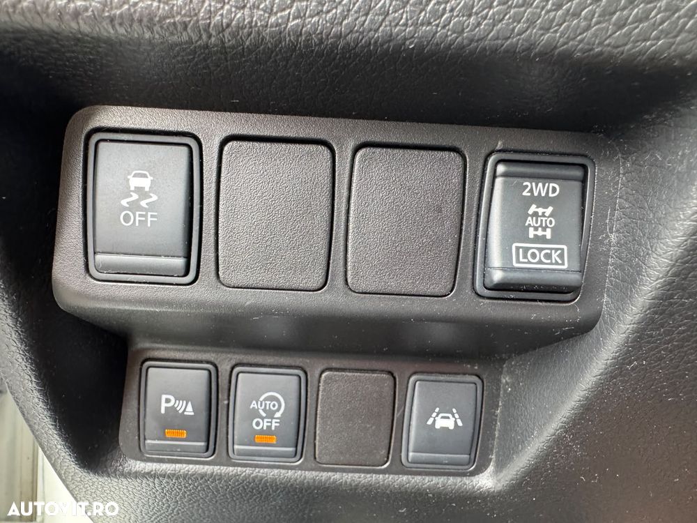Nissan Qashqai 1.6 DCI ALL-MODE 4x4i TEKNA+ - 16