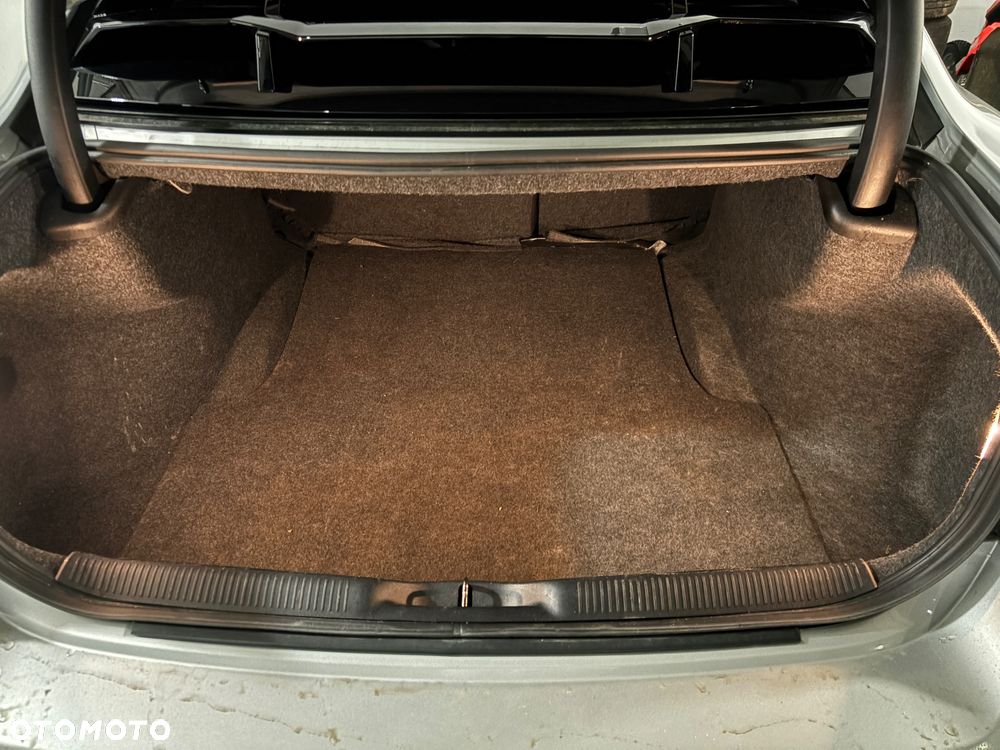 Dodge Charger 5.7 R/T - 22