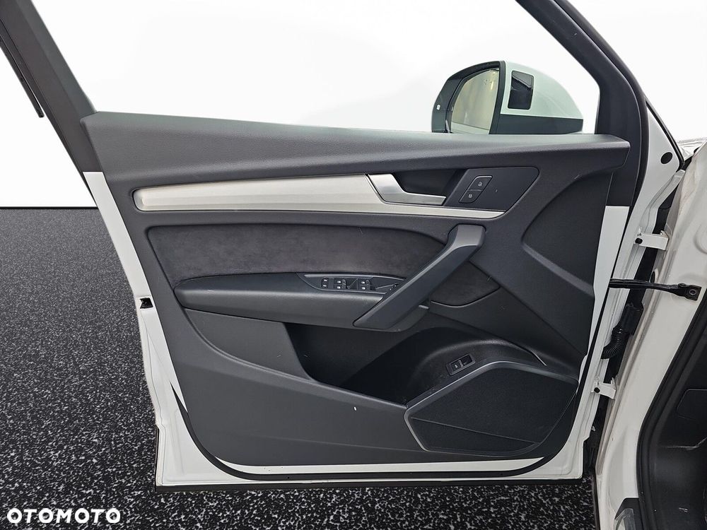 Audi Q5 Sportback - 9