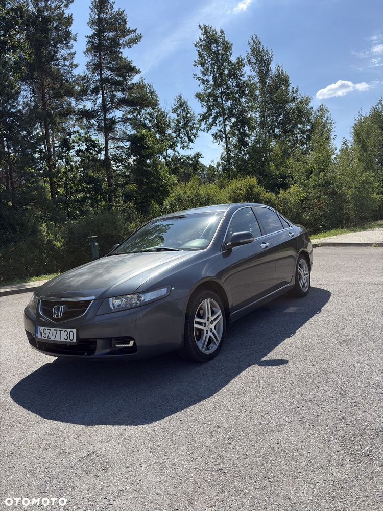 Honda Accord - 1