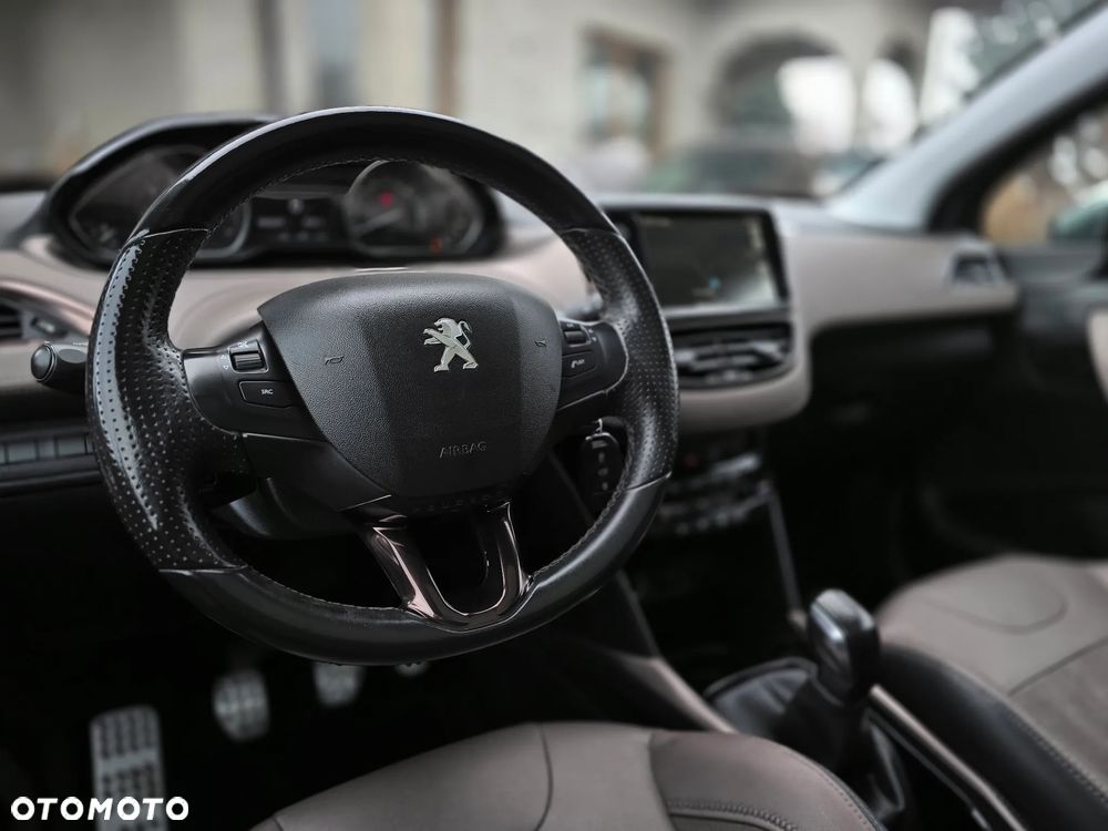 Peugeot 2008 - 25
