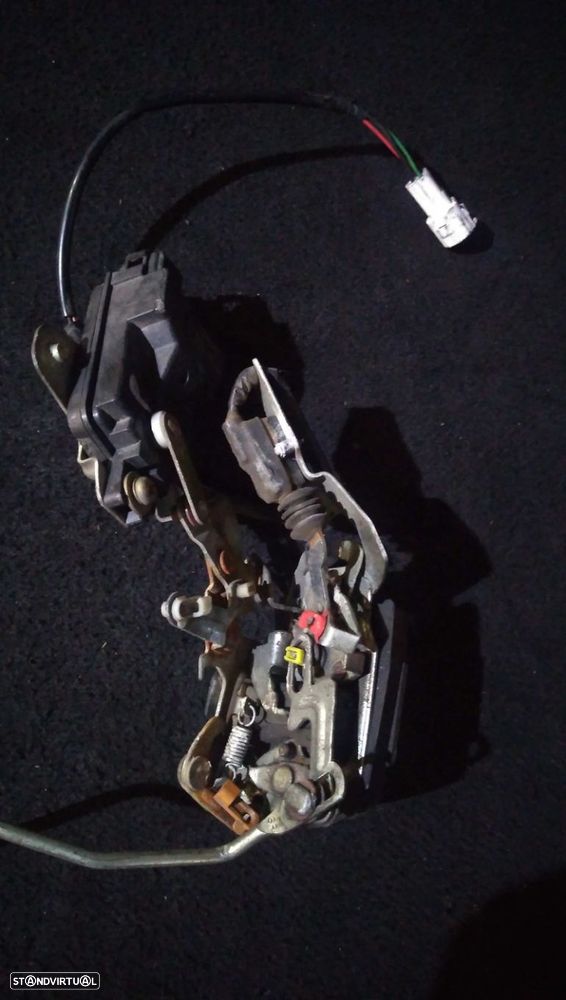 Fecho Da Porta Frente Dto Suzuki Vitara (Et, Ta, Td) - 4