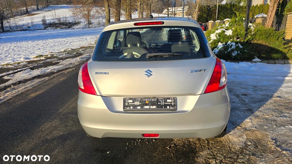 Suzuki Swift - 7
