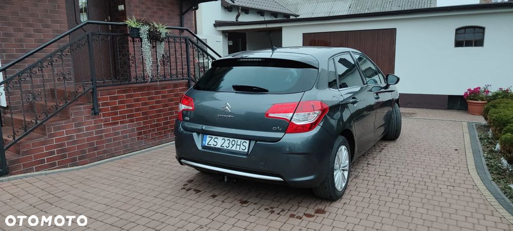 Citroën C4 e-HDi 115 ETG6 Exclusive - 7