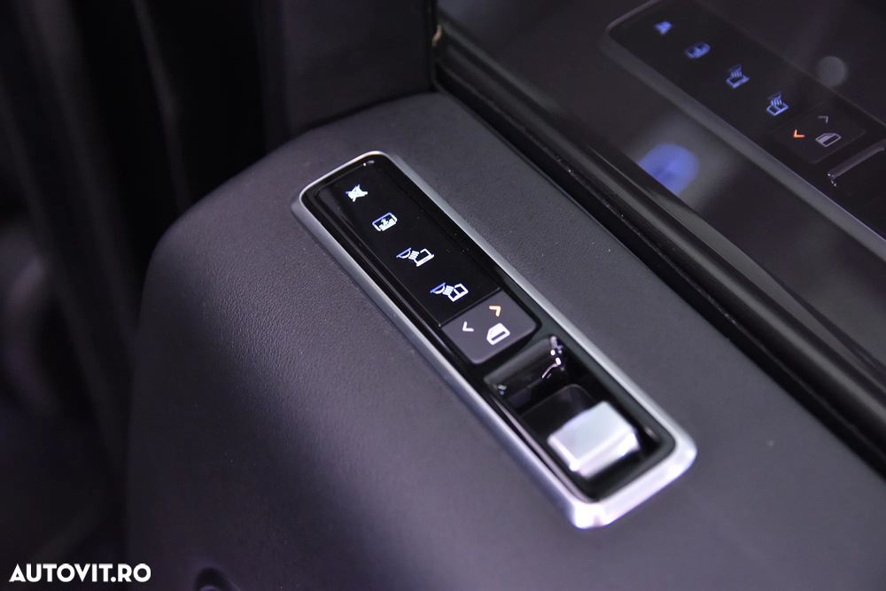 Land Rover Range Rover - 24