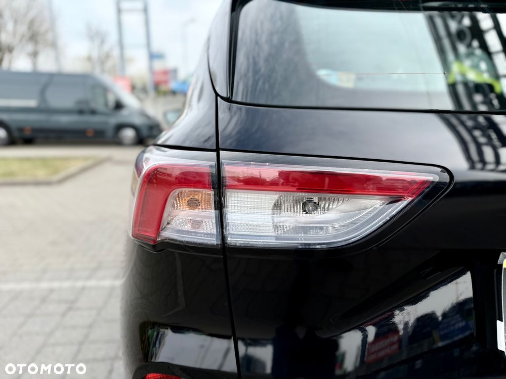 Ford Kuga 1.5 EcoBoost TITANIUM - 8