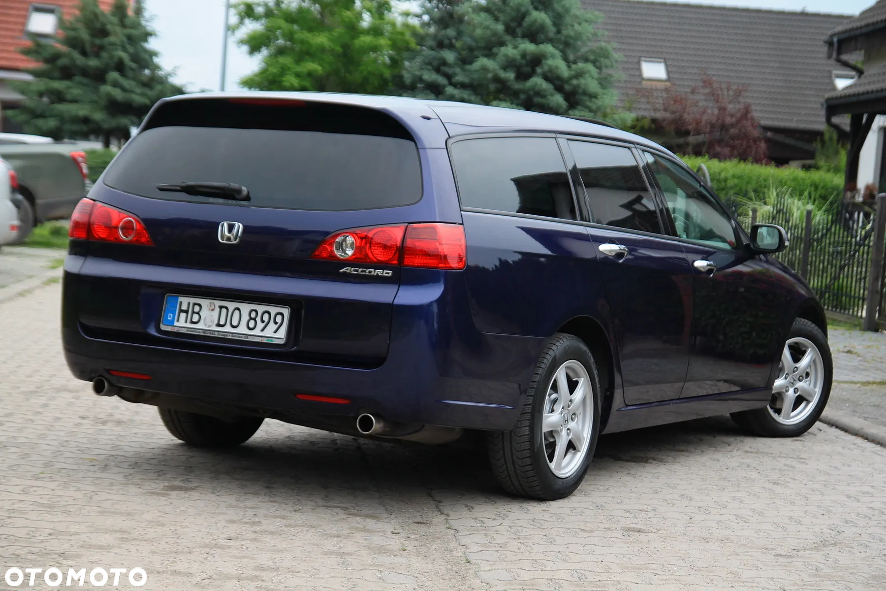 Honda Accord Tourer 2.4 i Automatik Executive - 4