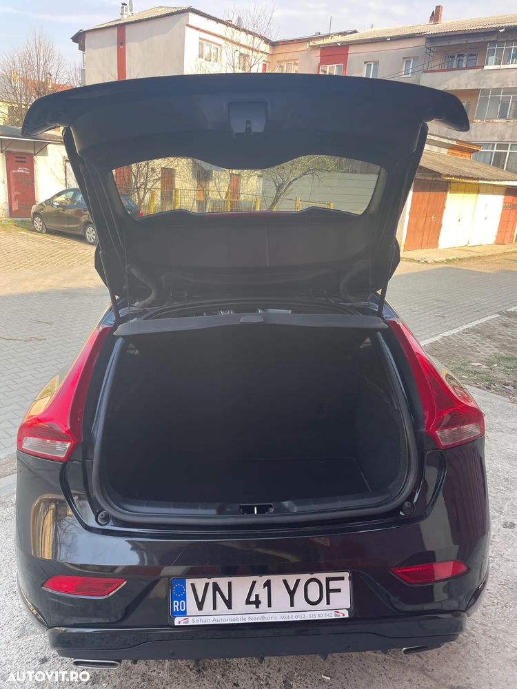 Volvo V40 D2 Ocean Race - 4