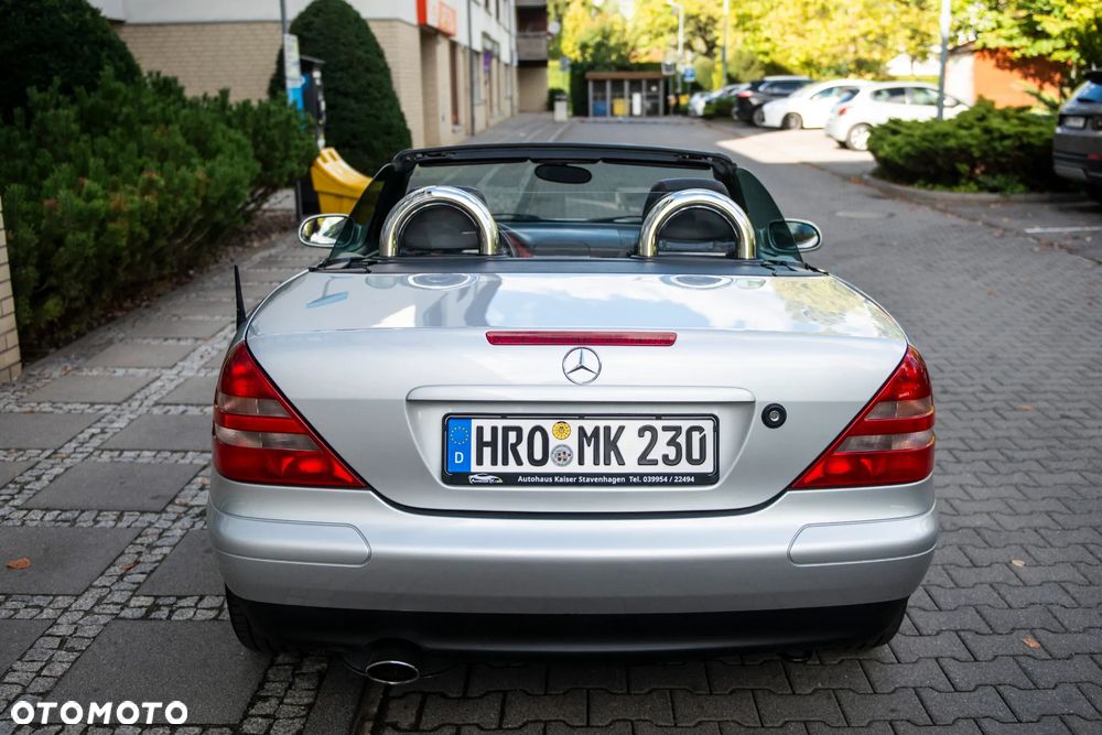 Mercedes-Benz SLK - 18