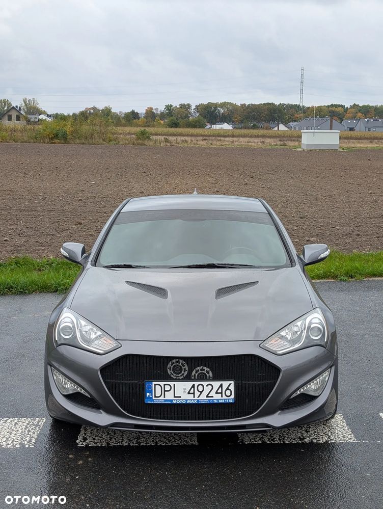 Hyundai Genesis Coupe 3.8 V6 Automatik - 2