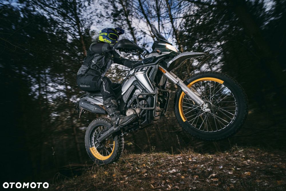 VOGE 300GY RALLY - 4