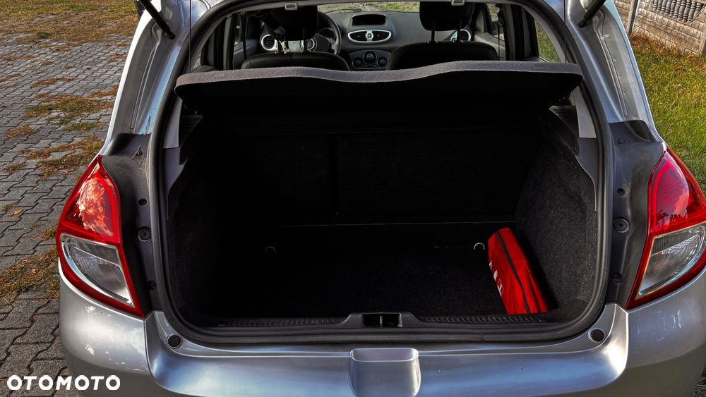 Renault Clio 1.2 16V Authentique - 3