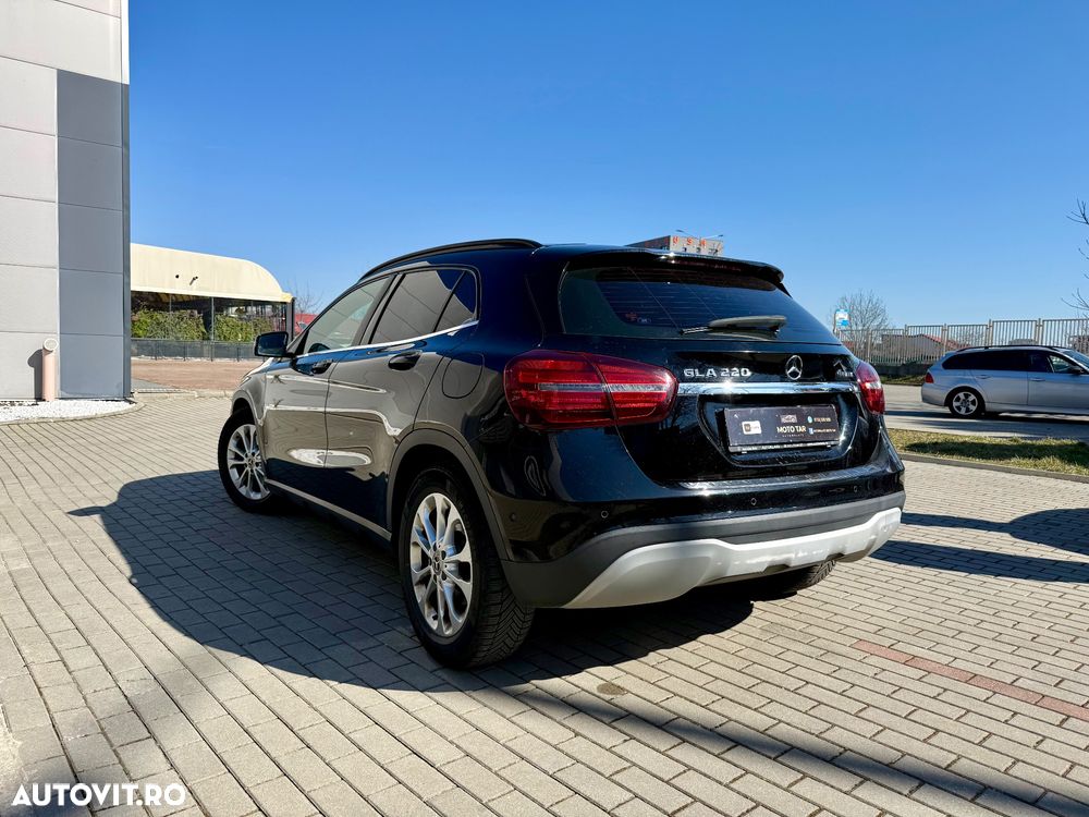 Mercedes-Benz GLA 220 d 4MATIC Aut. - 3
