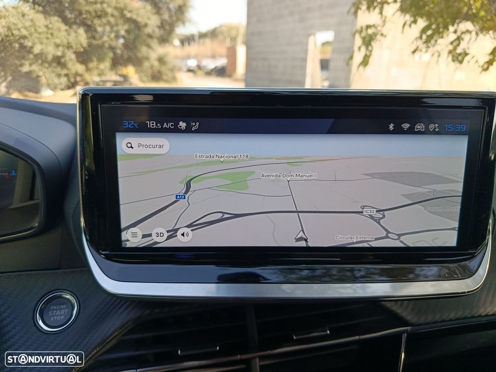 Peugeot 2008 1.2 PureTech Allure - 11