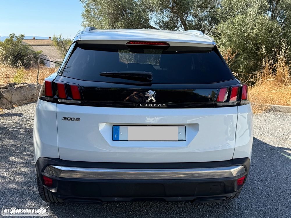 Peugeot 3008 1.5 BlueHDi Allure - 4