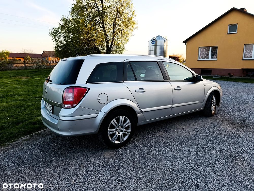 Opel Astra 1.9 CDTI - 3