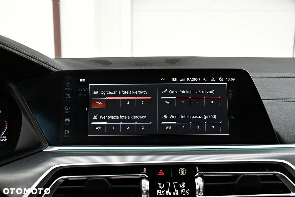 BMW X6 xDrive30d - 29