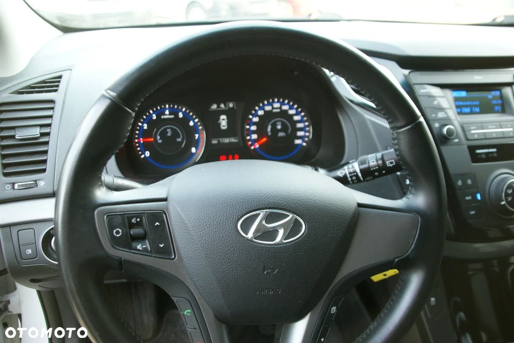 Hyundai i40 Kombi blue 1.6 Classic - 8