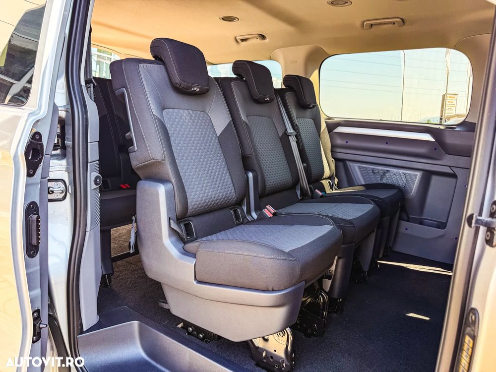 Volkswagen Caravelle - 15