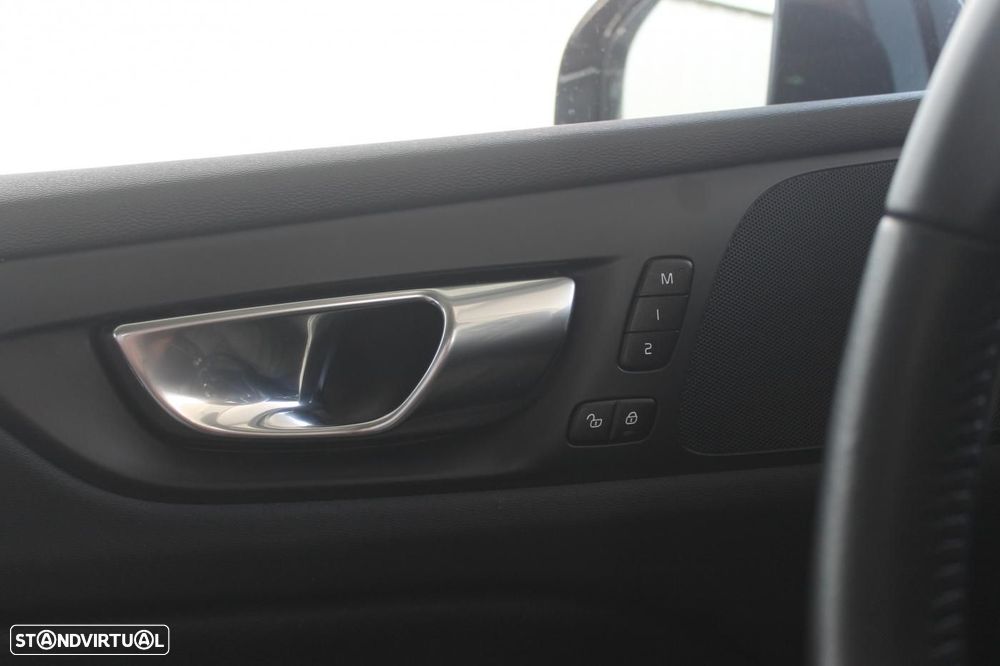 Volvo S60 2.0 T8 PHEV Inscription AWD - 35