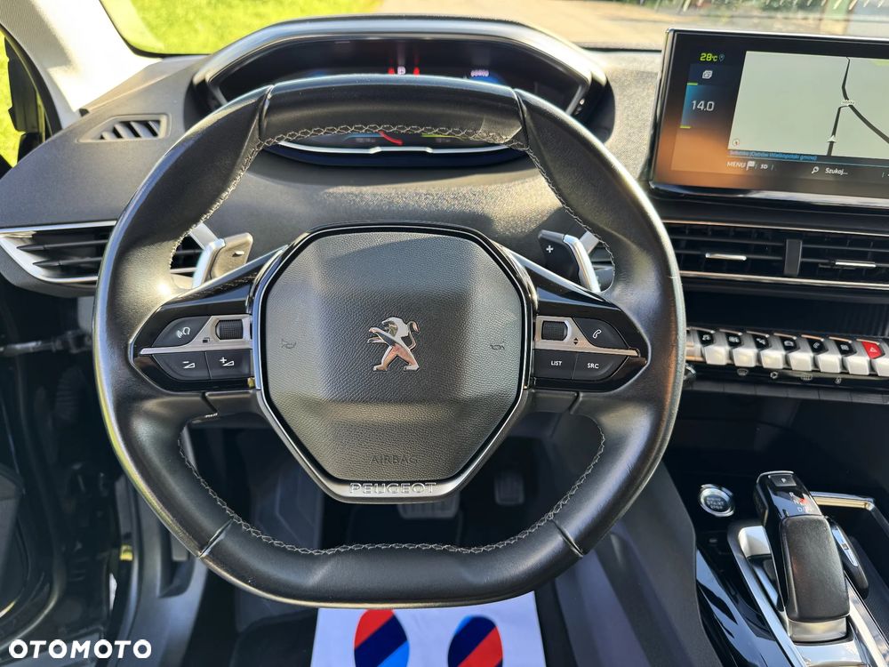 Peugeot 3008 1.6 PureTech Hybrid PHEV Allure S&S EAT8 - 34