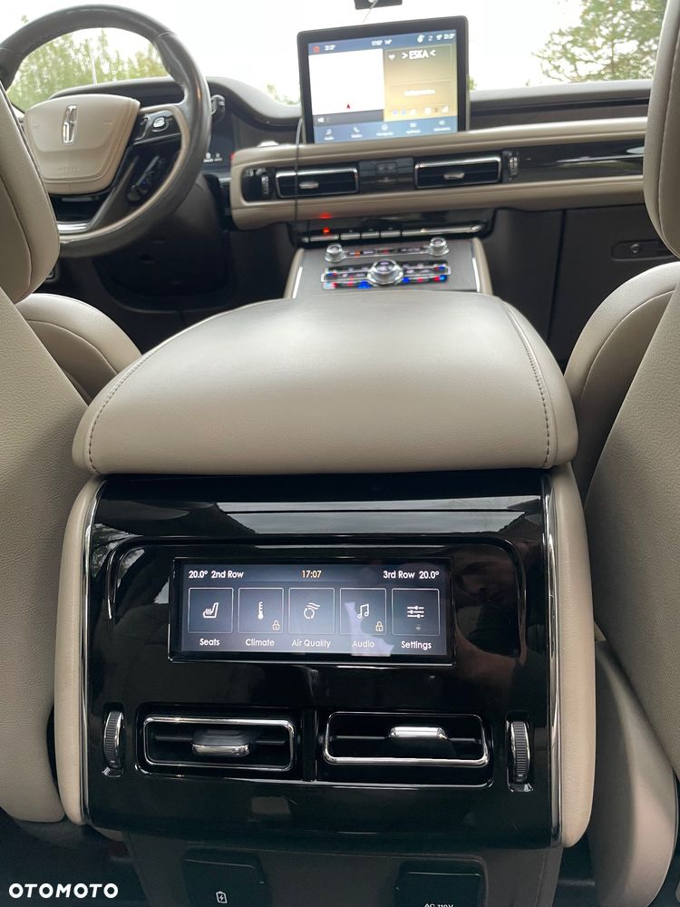 Lincoln Aviator - 20