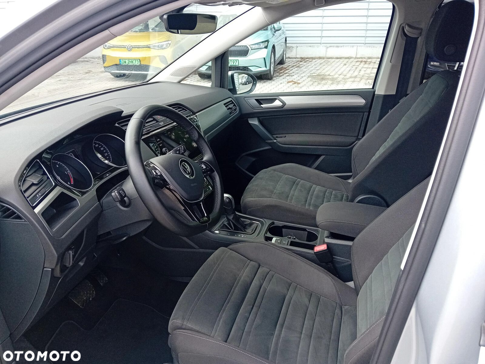 Volkswagen Touran 2.0 TDI BMT Comfortline DSG - 23
