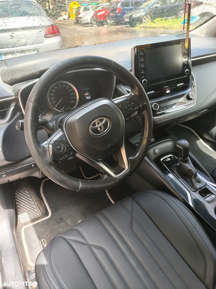 Toyota Corolla - 3