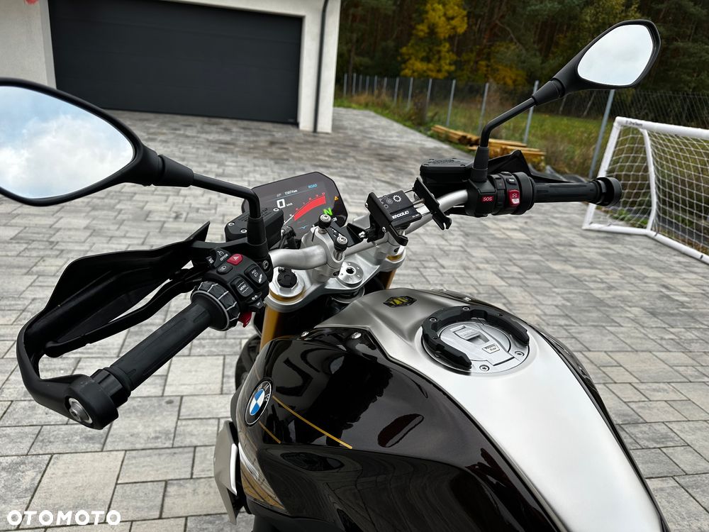 BMW R - 6