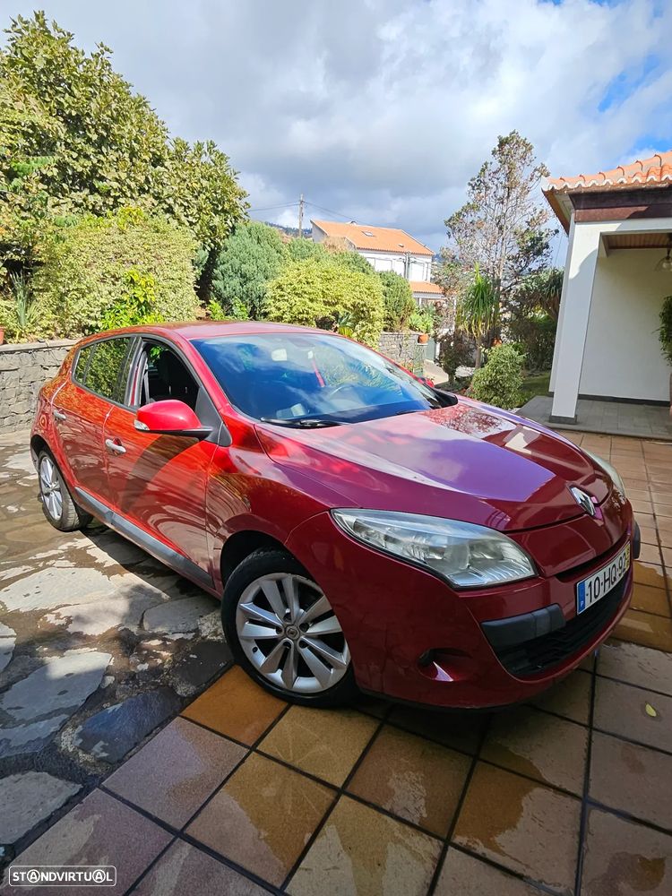 Renault Mégane 1.5 dCi Dynamique - 4