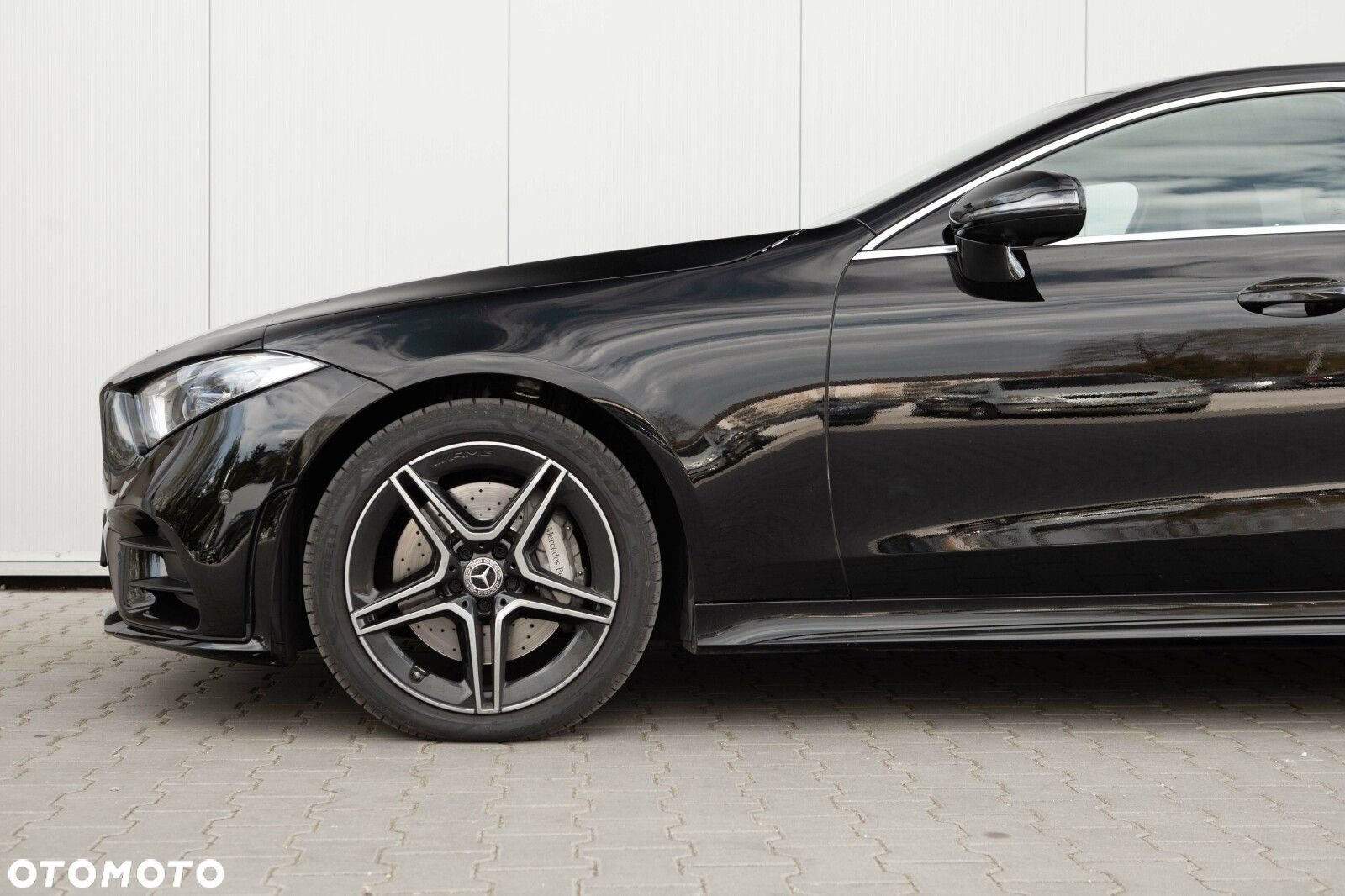 Mercedes-Benz CLS - 9