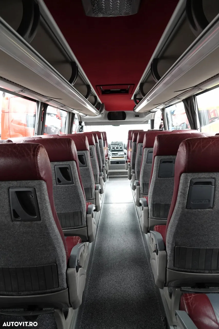 Iveco MAGO - 2 / AUTOBUZ SUBURBAN / 37 LOCU / AER CONDITIONAT / PIELE / IMPORTAT - 32