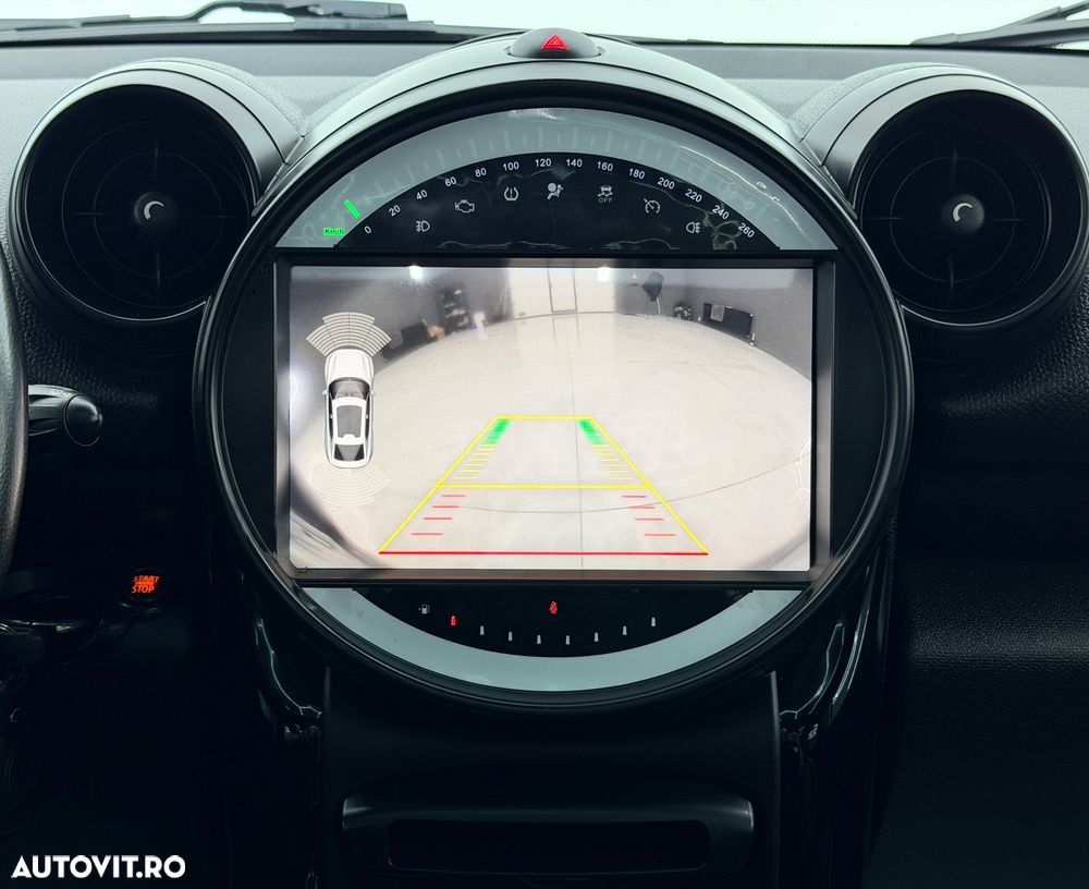 Mini Countryman Cooper D ALL4 - 29