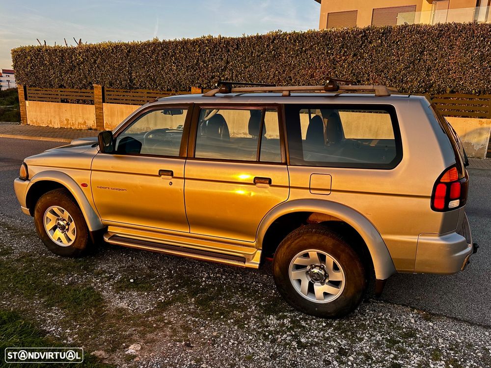 Mitsubishi Pajero Sport 2.5 TD GLS - 5
