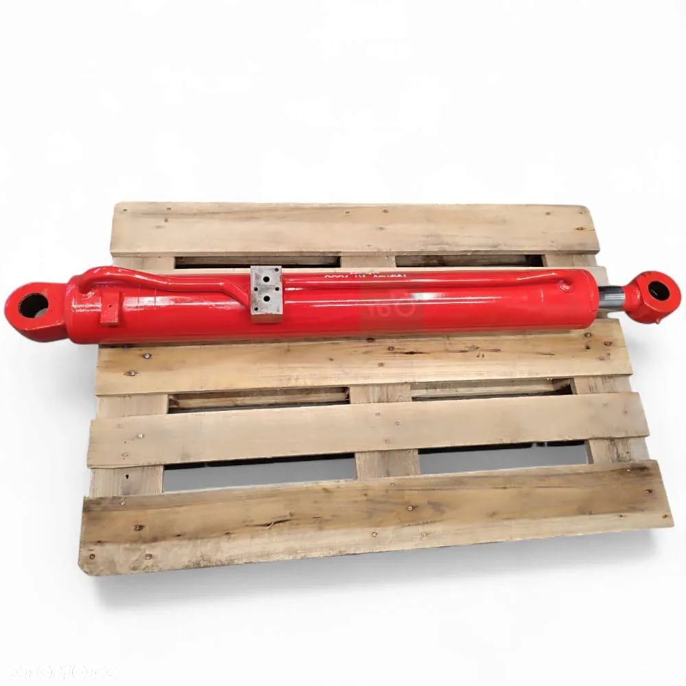 Siłownik Główny Ramienia  Manitou MLT 628 - 4