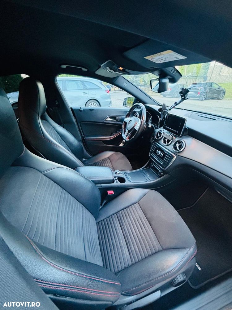 Mercedes-Benz CLA 200 - 11