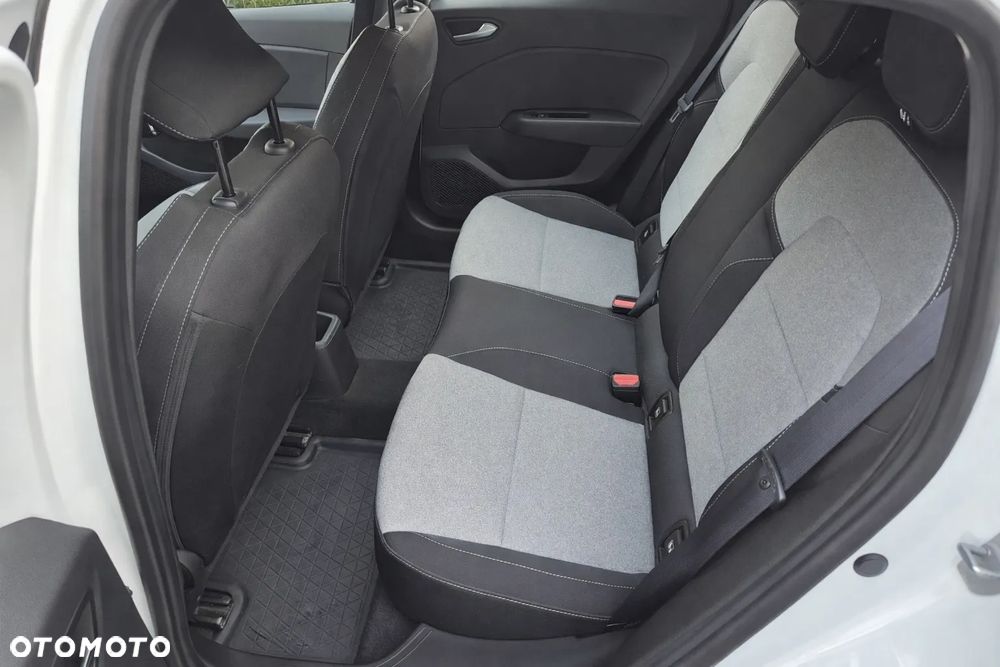 Renault Clio 1.0 TCe Evolution - 4