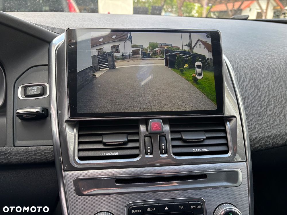 Volvo XC 60 D4 Momentum Pro - 7