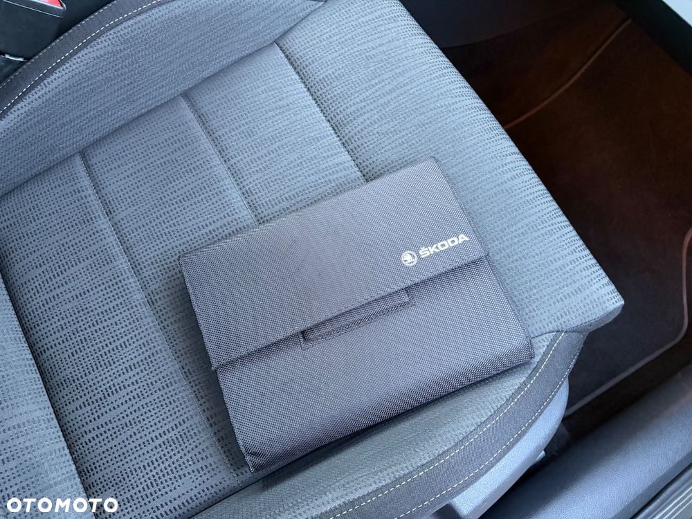 Skoda Superb 2.0 TDI Style DSG - 10