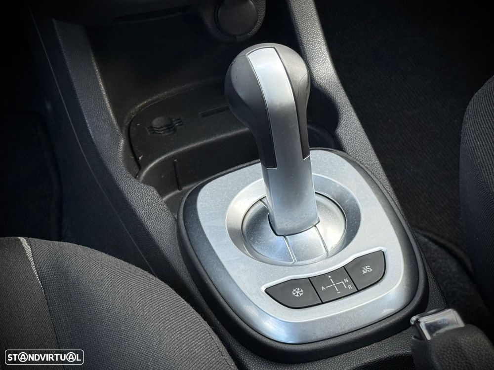 Opel Corsa 1.2 Go! Easytronic - 12