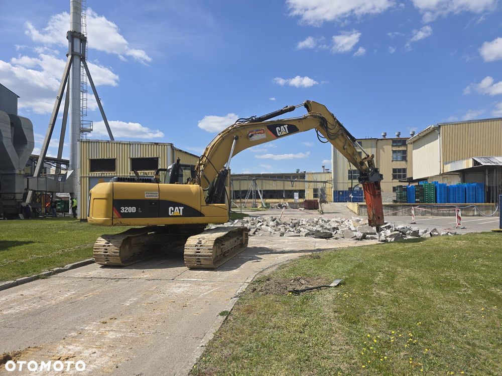 Caterpillar CAT320DL - 5
