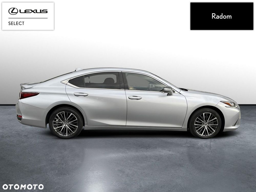 Lexus ES 300h Business Edition - 11