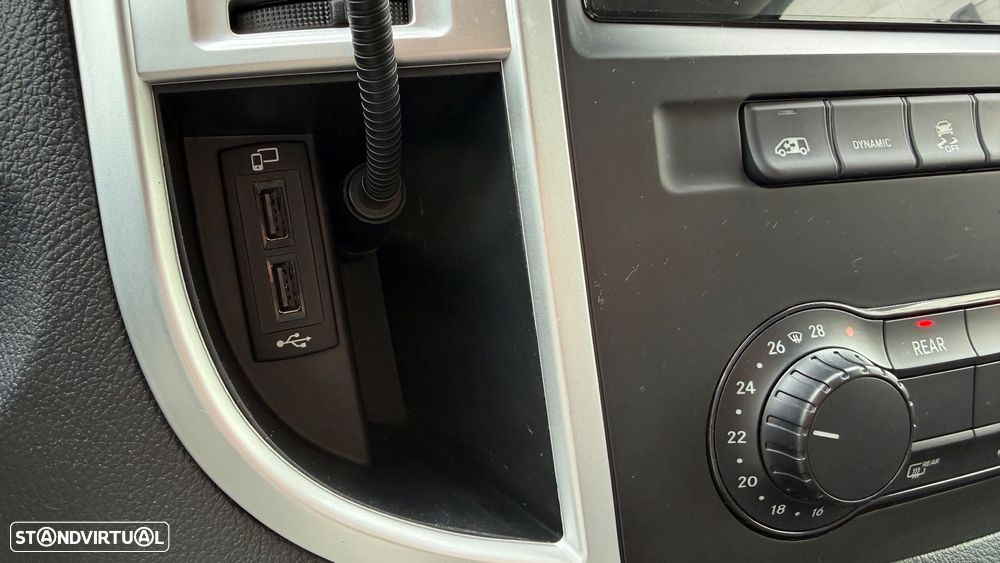 Mercedes-Benz Vito Tourer Longa Aut. SELECT - 39