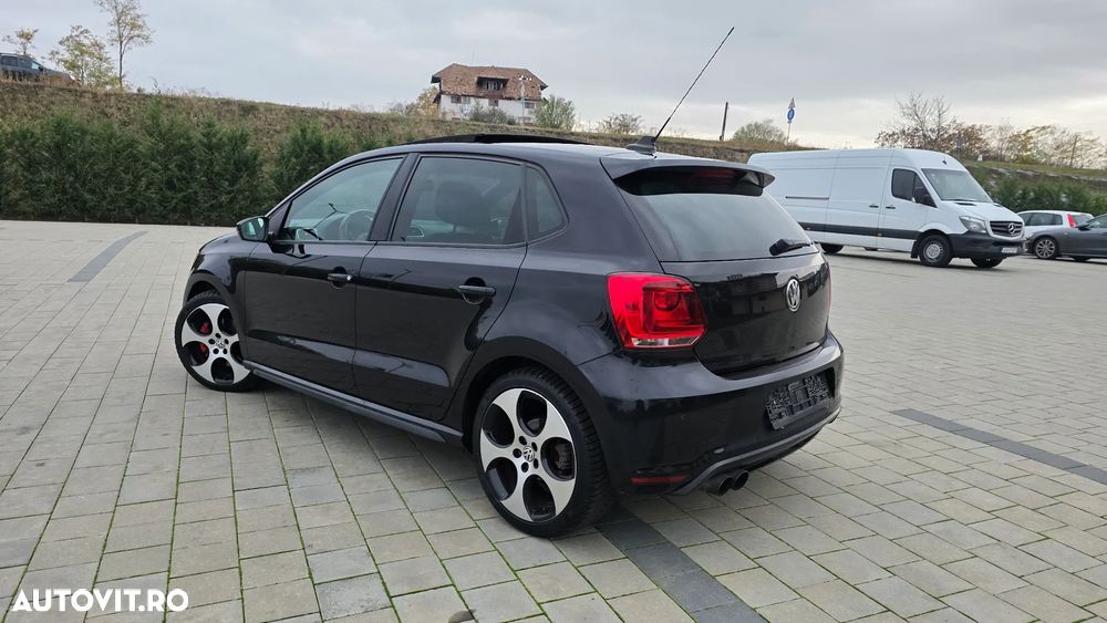 Volkswagen Polo 1.4 DSG GTI - 3