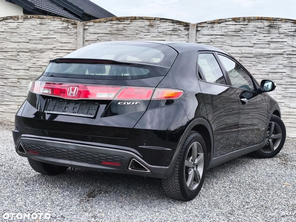 Honda Civic 1.8i-VTEC Sport - 6