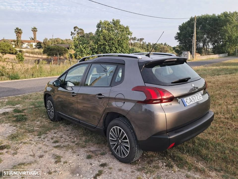 Peugeot 2008 PureTech 82 Active - 11