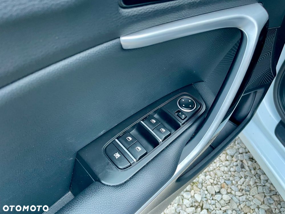 Kia Ceed 1.6 CRDi (48V Mild-Hybrid) Platinum - 20