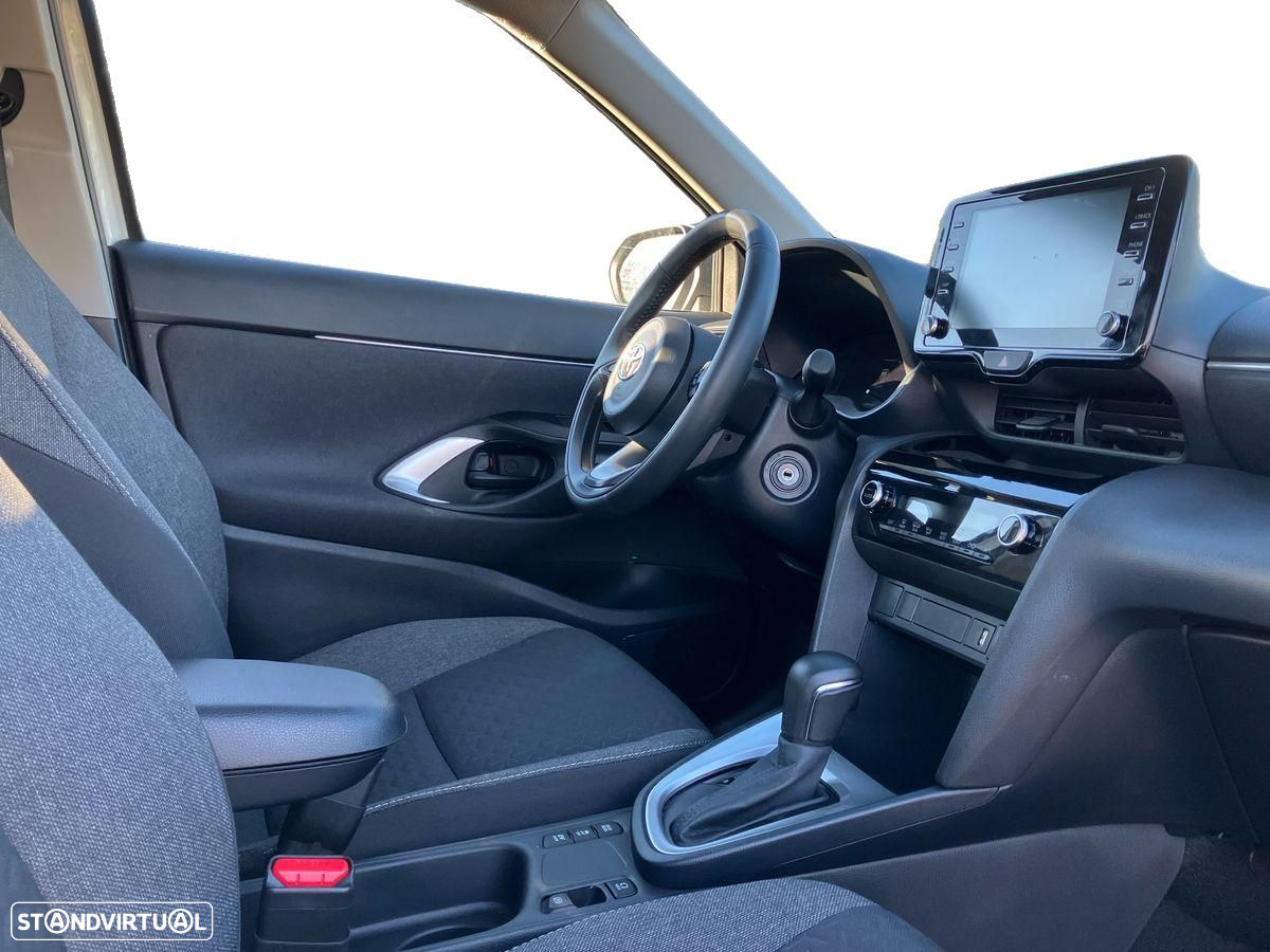 Toyota Yaris Cross - 6