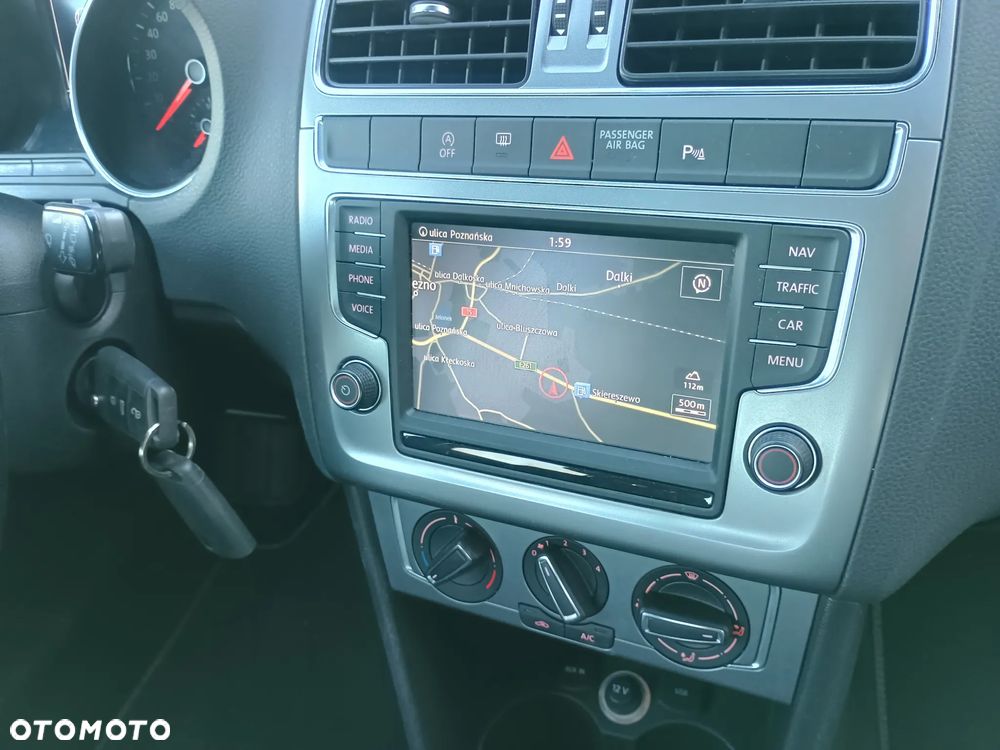 Volkswagen Polo 1.2 TSI Blue Motion Technology Allstar - 19