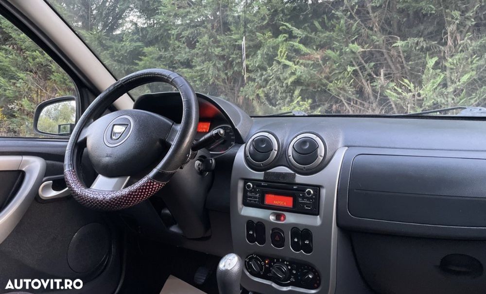 Dacia Duster 1.6 4x2 Laureate - 5